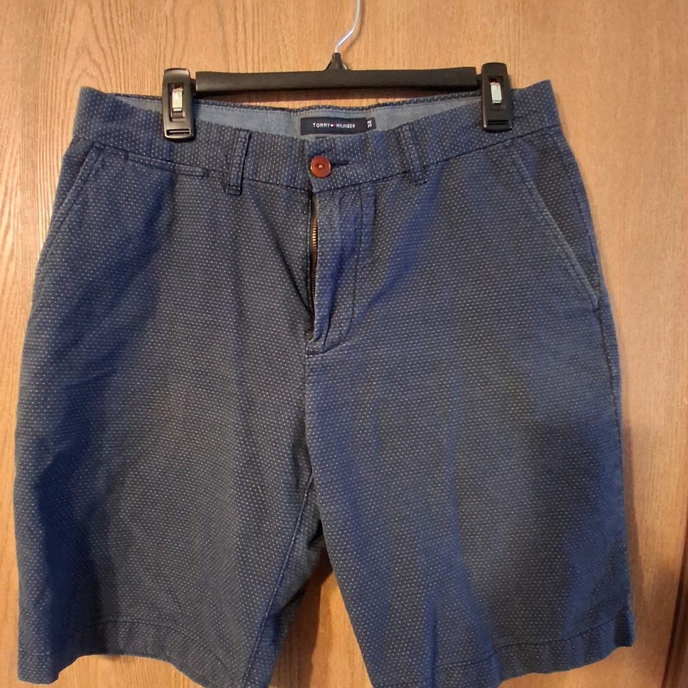 Tommy Hilfiger Men's Navy Textured Flat-Front Shorts